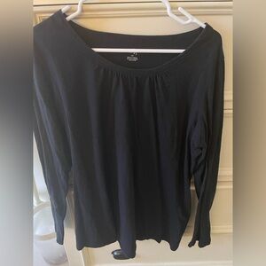 Womens Scoop neck Top-Black- Size L